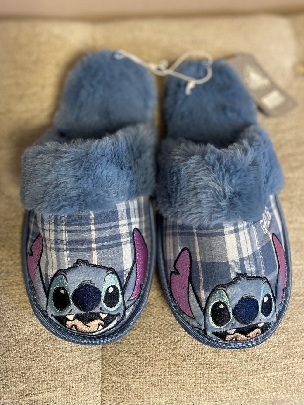 Disney Stitch Plush-Lined Blue Slippers. Size L (9)
